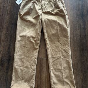 NWT Roundtree & Yorke Luxury Corduroy Pleated Pants - Light Khaki